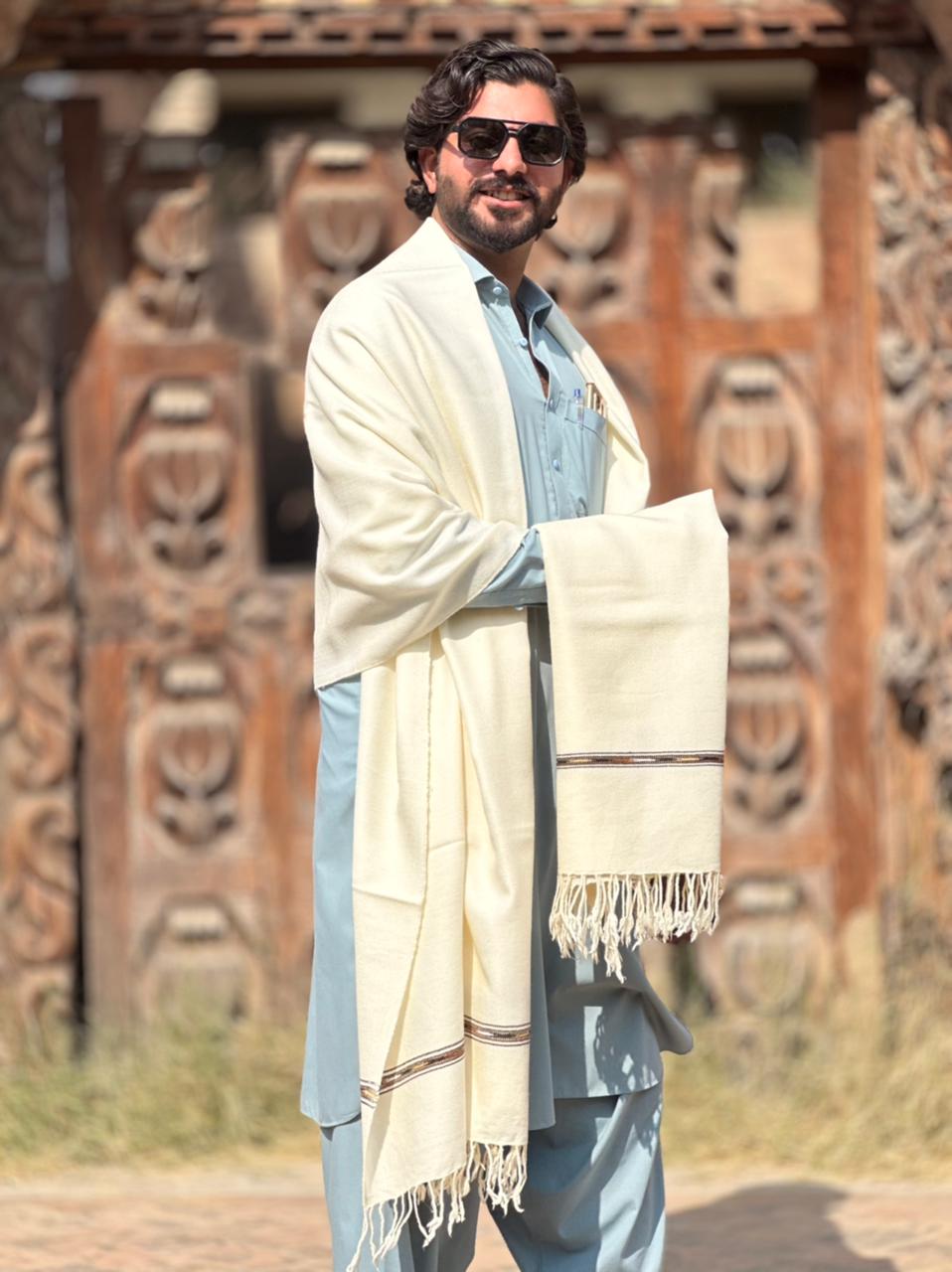 PetalWalk HALF WHITE Colour Pashmina Wool Shawl (48 Single Count & 600gm)